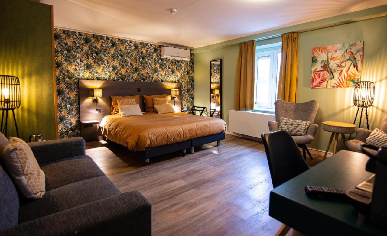Hotel De Klok Zutendaal Eksteriør billede