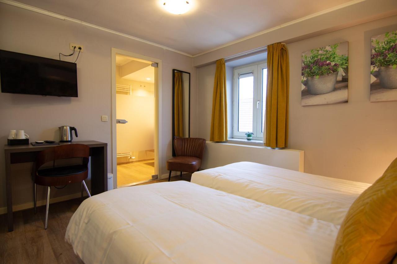 Hotel De Klok Zutendaal Eksteriør billede