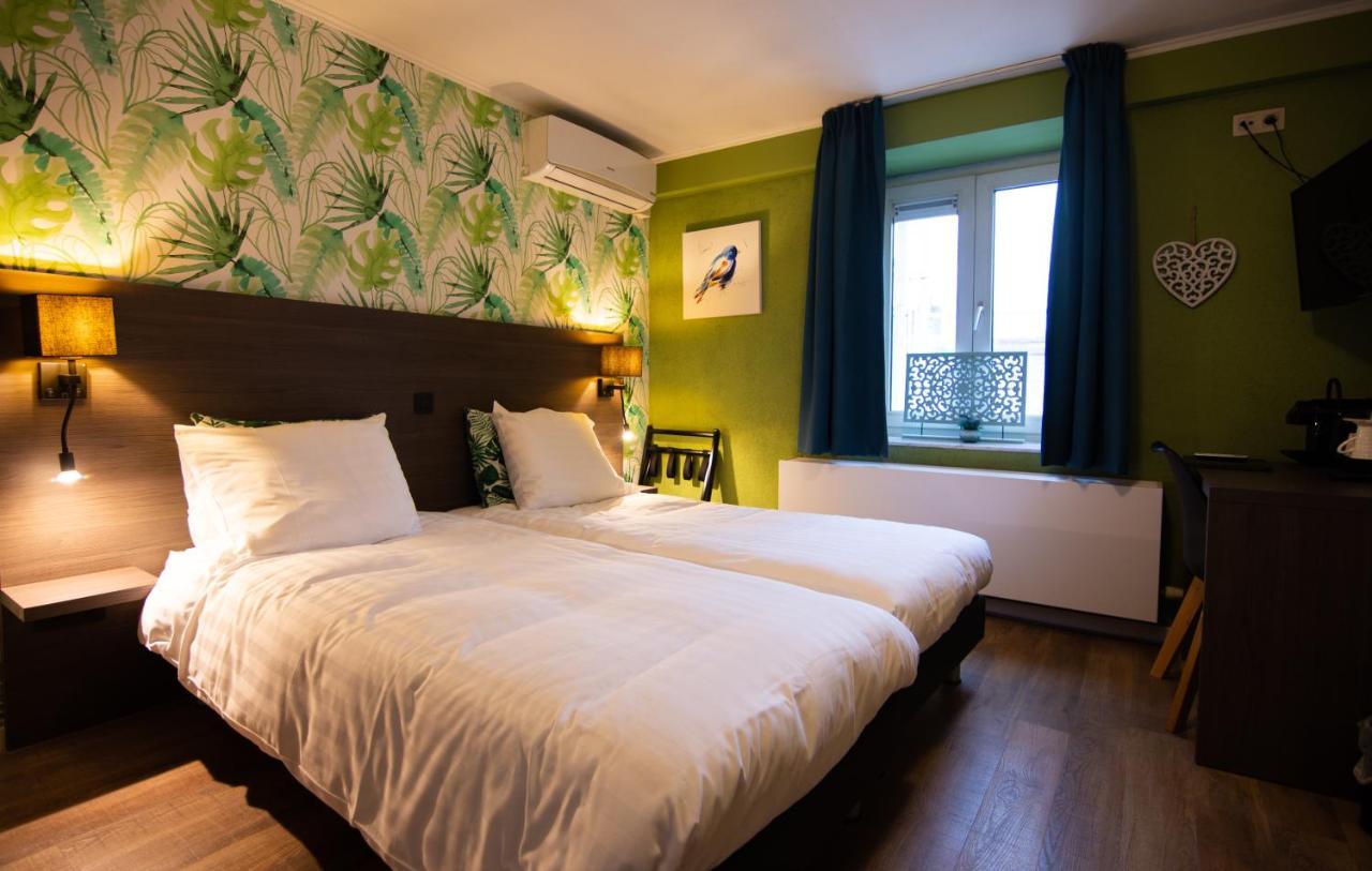Hotel De Klok Zutendaal Eksteriør billede