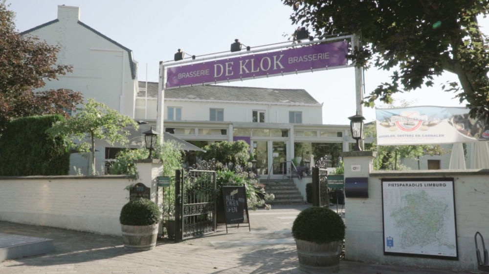 Hotel De Klok Zutendaal Eksteriør billede